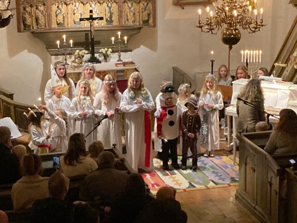 Lucia 2